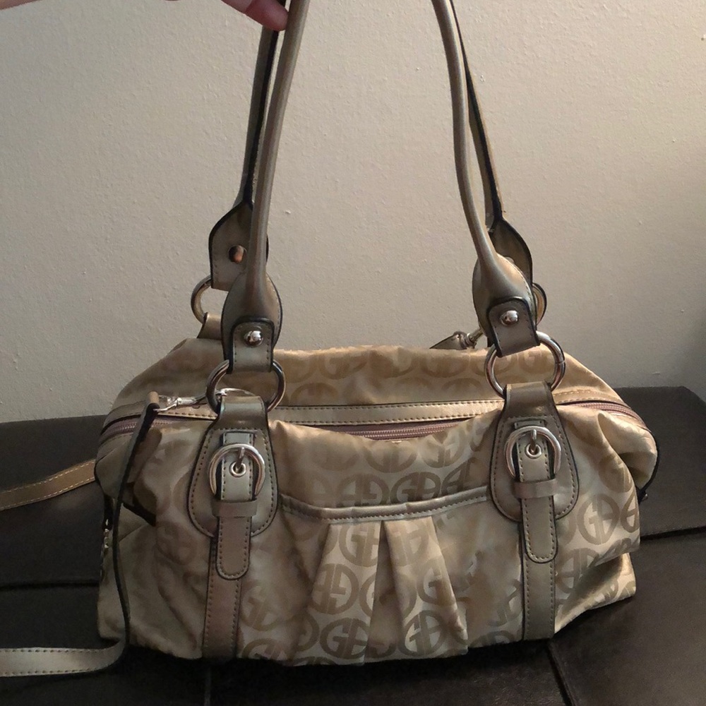 Giani Bernini Signature shoulder/crossbody